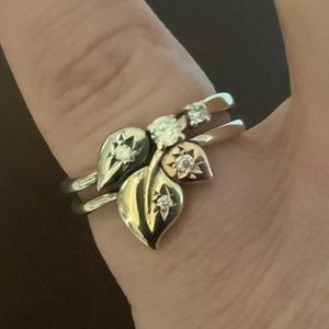 Tri tone 10k Leaf Ring